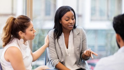 Kỹ năng cảm thông chia sẻ: Khái niệm và tầm quan trọng