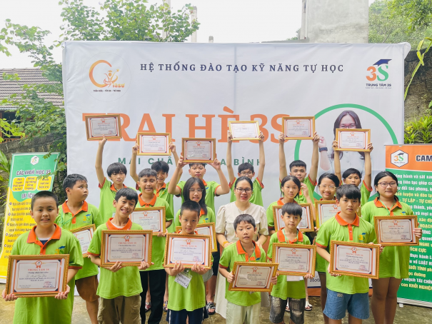 Khoá Camp/Trại hè