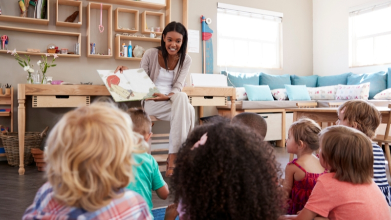 dạy trẻ kỹ năng lắng nghe