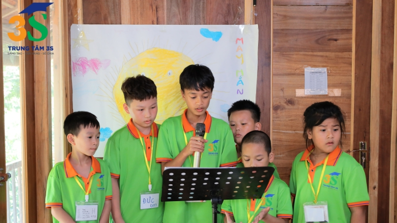 khoá học hè khoá học hè