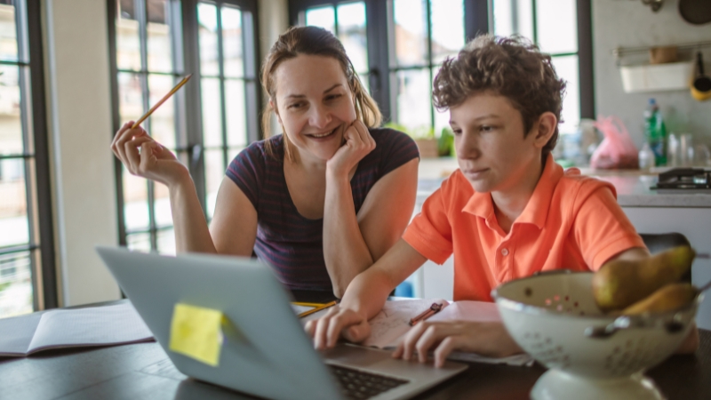 tự dạy học cho con ở nhà